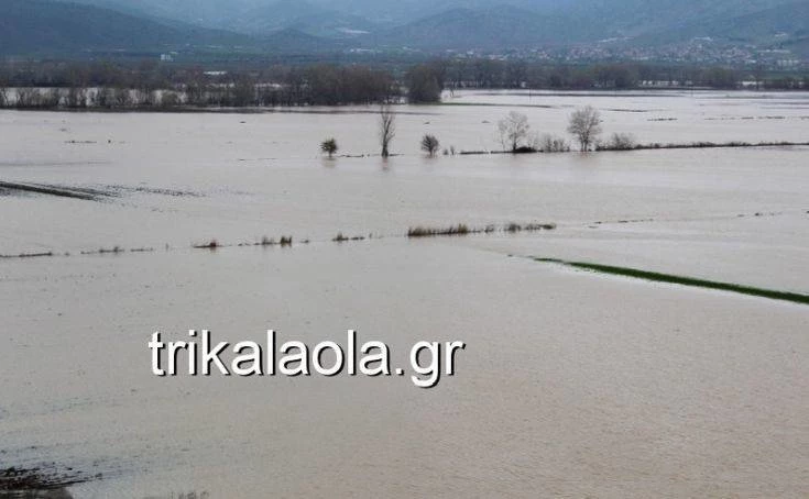 Σε θάλασσα μετατράπηκε ο θεσσαλικός κάμπος